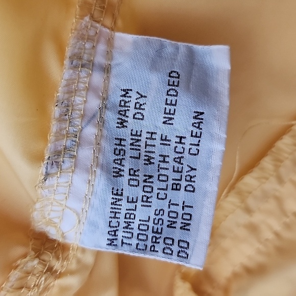 Eddie Bauer Women's Yellow Hooded  Raincoat Mesh Lining Pockets Size Small - Picture 13 of 16